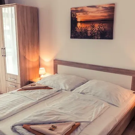 Sekli Panzio Balatonlelle