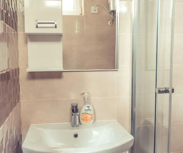 Sekli Panzio Balatonlelle